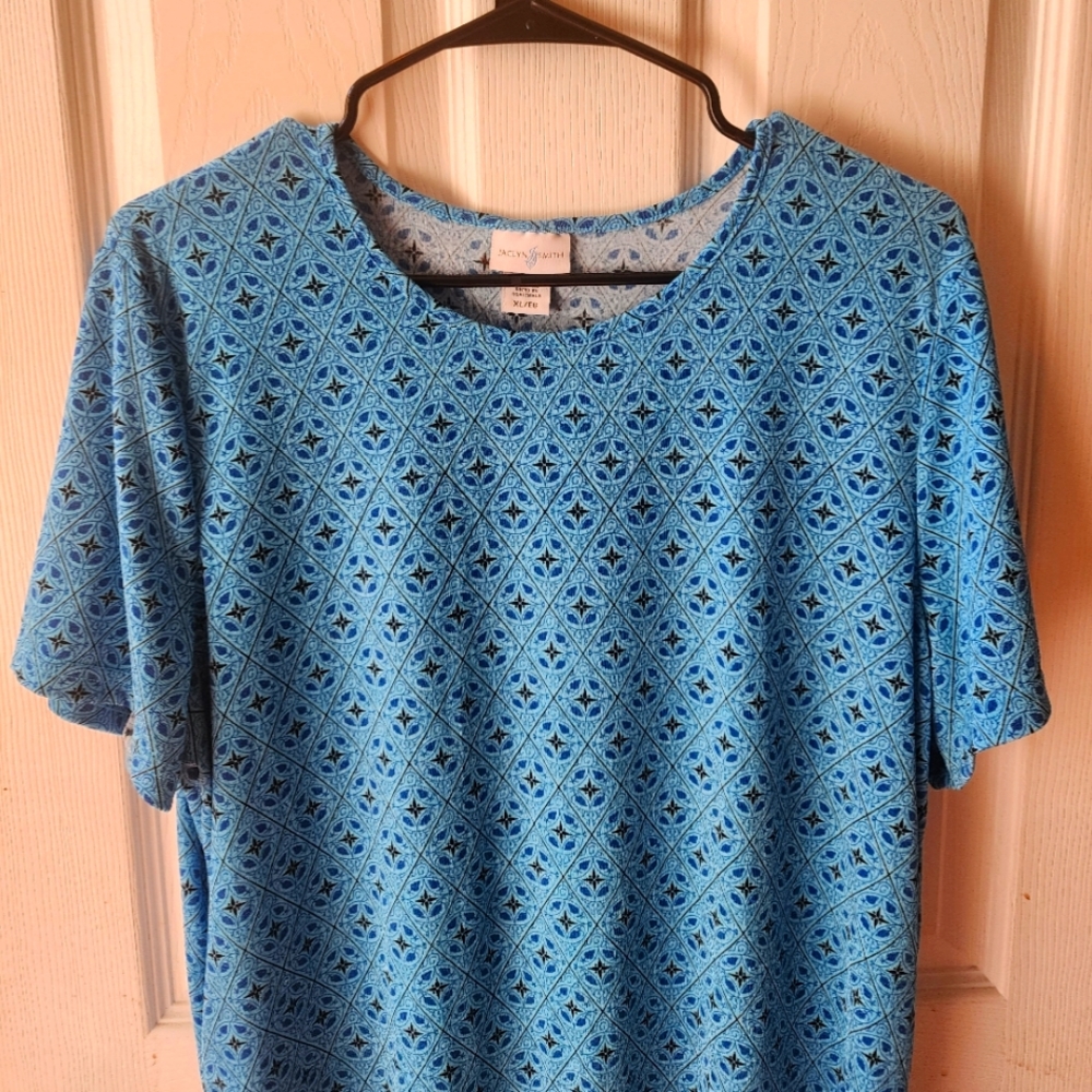 Jaclyn Smith Women's blouse, Size XL